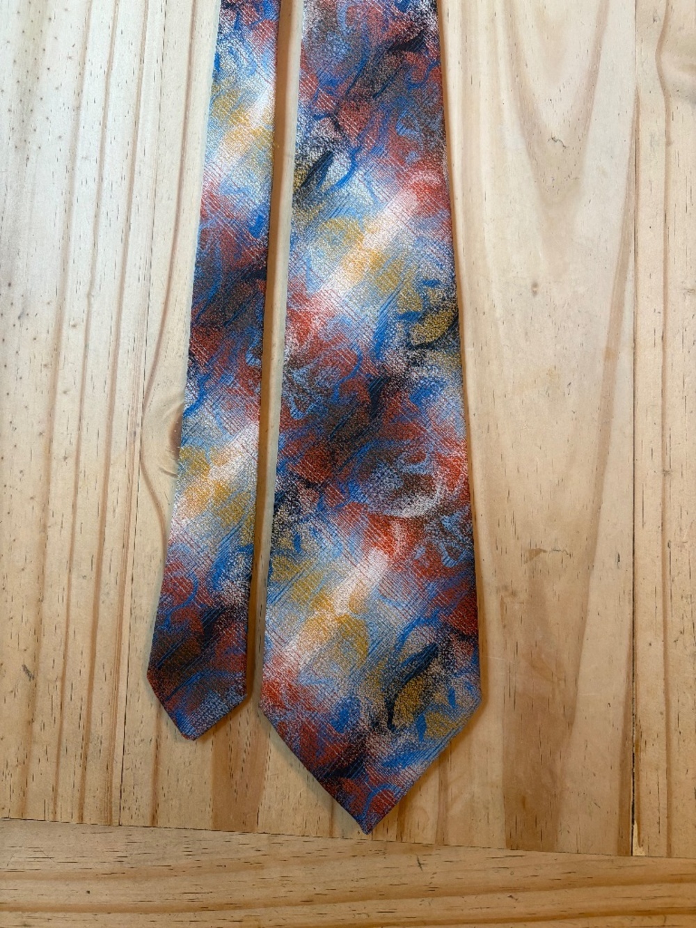 Vintage 70s Wembley Necktie 3.75'' Wide